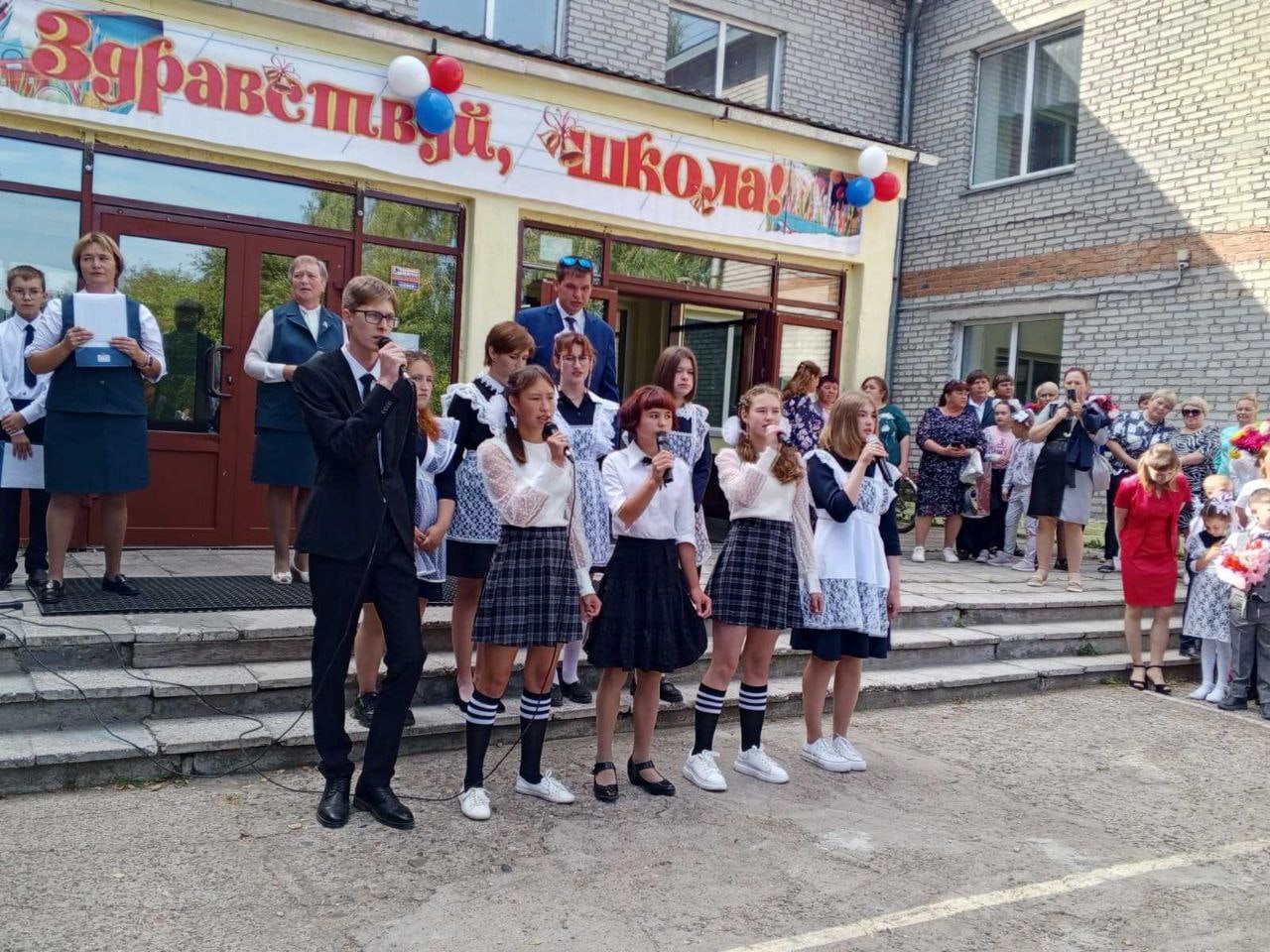 Вот и незаметно пролетело лето....